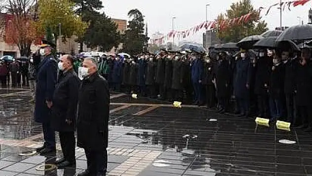 KAYSERİ'DE ATATÜRK, ÖLÜM YIL DÖNÜMÜNDE ANILDI