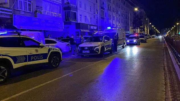 KAYSERİ'DE DEHŞET! ÖNCE KARISINI ÖLDÜRDÜ SONRA KENDİNİ