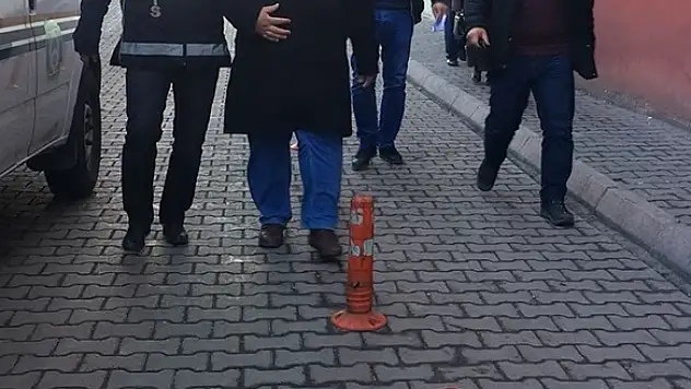 Kayseri'de FETÖ/PDY operasyonu: 2 gözaltı