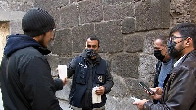 KAYSERİ'DE, MASKE VE SİGARA DENETİMİ YAPILDI
