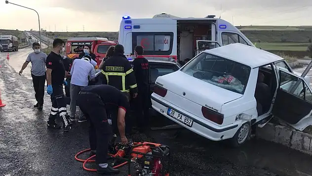 KAYSERİ'DE TRAFİK KAZASI: 8 YARALI