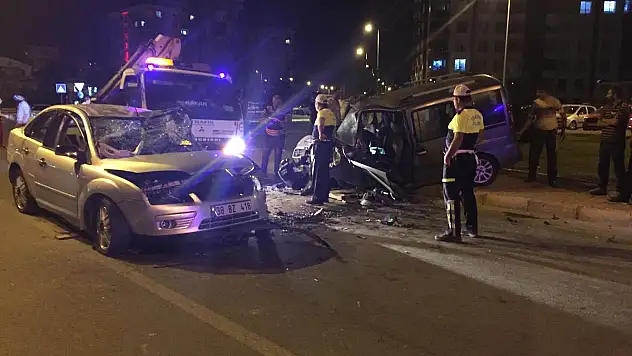 Kayseri'de trafik kazası: 8 yaralı