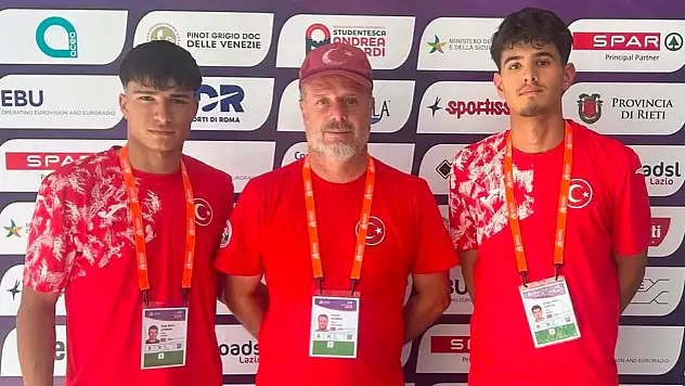 Kayserili atletizm sporcuları Enes Bekir ve Ünsal Cafer milli takımda