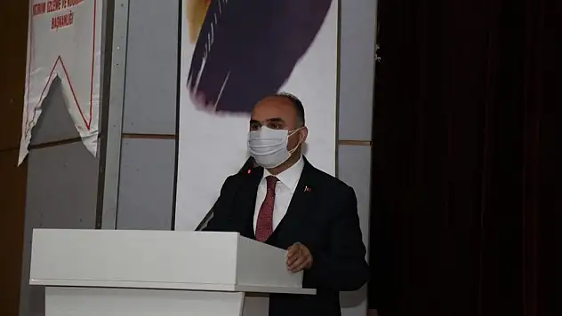 KAYSERİLİ MUHTARLARA 'TEMEL AFET VE FARKINDALIK EĞİTİMİ' VERİLDİ