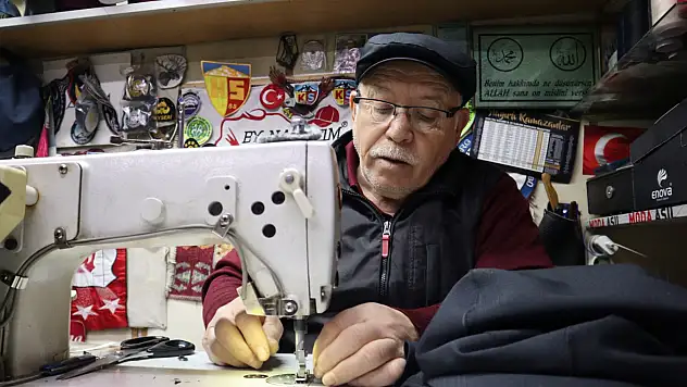 Kayserili usta 59 yıldır şapka üreterek geçimini sağlıyor