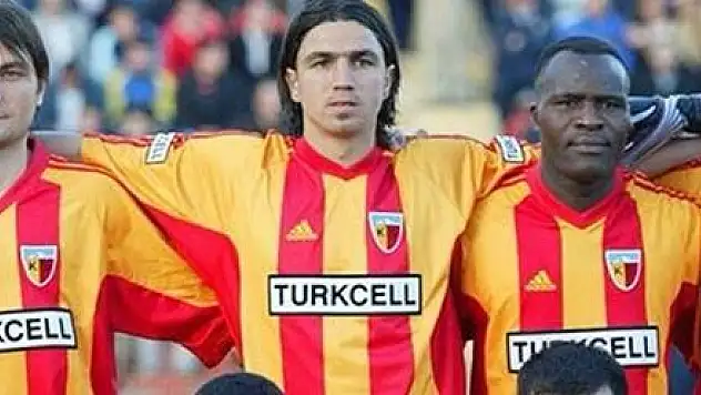 KAYSERİSOR'UN SON TRANSFERİ İLHAN PARLAK: 'ÇOK MUTLUYUM'