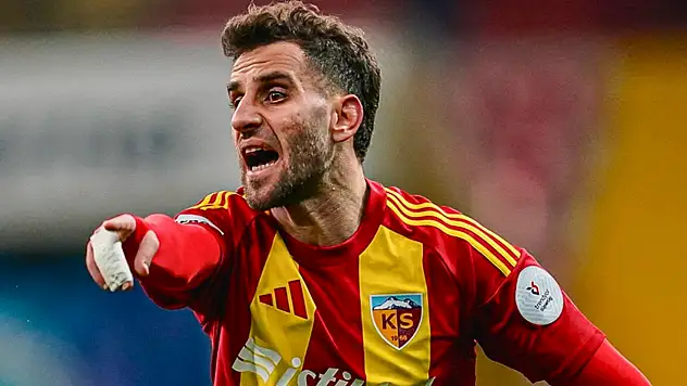 Kayserispor'da en çok kart gören Ramazan Civelek oldu