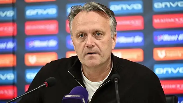 Kayserispor'da teknik direktör Moe ile yollar ayrıldı
