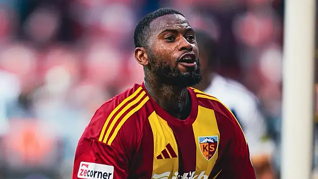 Kayserispor'dan ayrılan Denswil Kıbrıs yolcusu