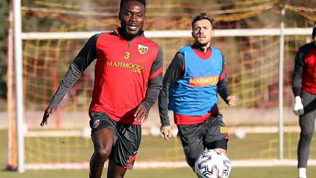 KAYSERİSPOR, KARAGÜMRÜK MAÇI HAZIRLIKLARINA DEVAM EDİYOR