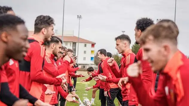 Kayserispor kritik maçta Fatih Karagümrük'ü ağırlayacak