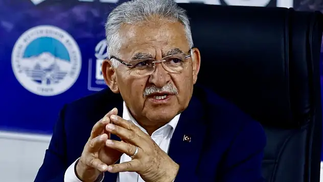 Kayserispor Onursal Başkanı Büyükkılıç: Herkes üzerine düşeni yaparsa başarırız