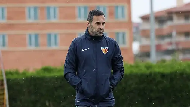 KAYSERİSPOR TEKNİK DİREKTÖRÜ KOŞUKAVAK: '3 PUANA ENDEKSLENDİK'