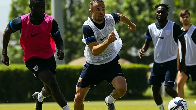 KAYSERİSPOR, YENİ SEZON HAZIRLIKLARINI SÜRDÜRDÜ