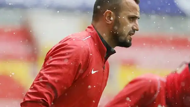 KAYSERİSPOR'DA İLHAN PARLAK ŞOKU