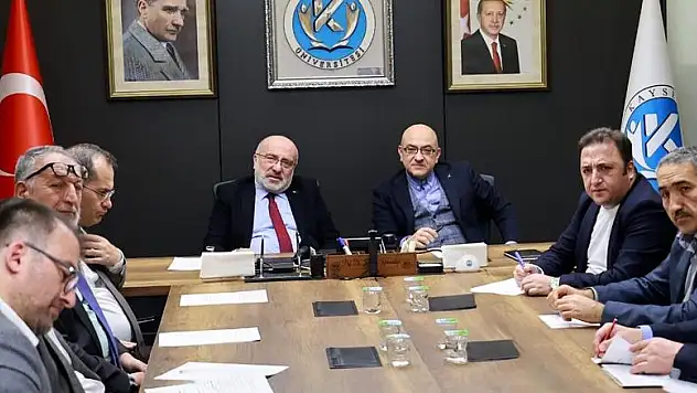 KAYÜ'DE MYO ÖĞRENCİLERİ VE MEZUNLARINA GİRİŞİMCİLİK FIRSATI