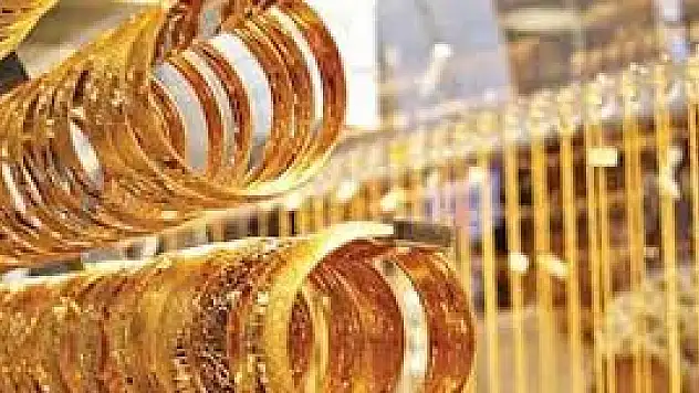 Kazancılar Çarşısı'nda çeyrek altın 320 TL'yi buldu