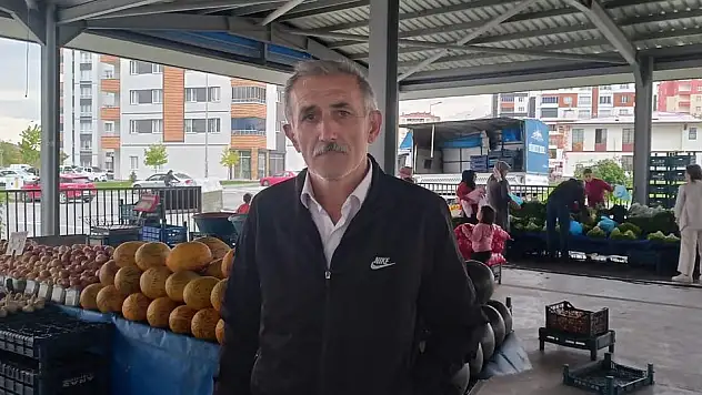KAZIMKARABEKİR PAZAR YERİ'NDE PAZARCI ESNAFI TEZGÂH AÇMIYOR