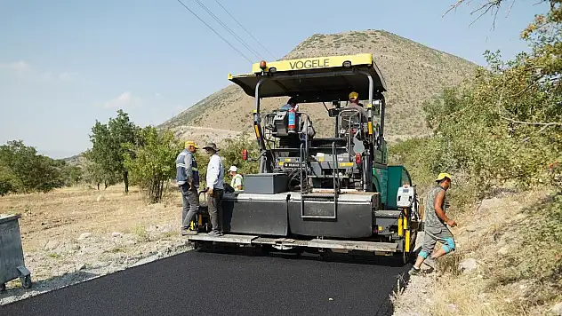 KESİNTİSİZ VE KONFORLU ULAŞIM İÇİN YENİ YOL ÇALIŞMALARI DEVAM EDİYOR