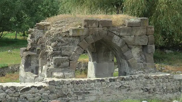 KEYKUBADİYE SARAYI'NIN KAZI ÇALIŞMALARI YENİDEN BAŞLIYOR