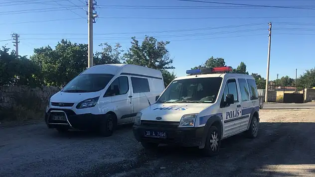 KIZINI İSTEMEYE GELENLERE 'HAYIR' DİYEN BABA, BIÇAKLANDI