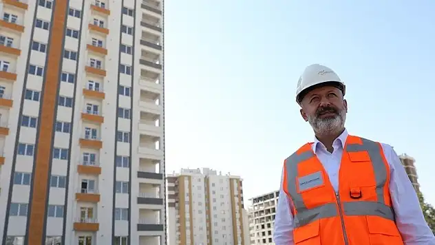 KOCASİNAN'DA ESKİ BİNALAR MODERN BİR YAPILAŞMAYLA TAÇLANDIRILIYOR