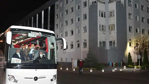 KOCASİNAN'DA GAZİLER, ŞANLIURFA YOLCUSU