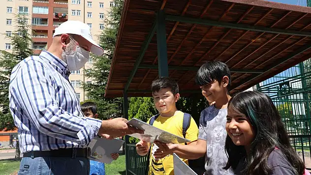 KOCASİNAN'DA GENÇLER VE ÇOCUKLAR İSTİYOR, BAŞKAN AMCA YAPIYOR