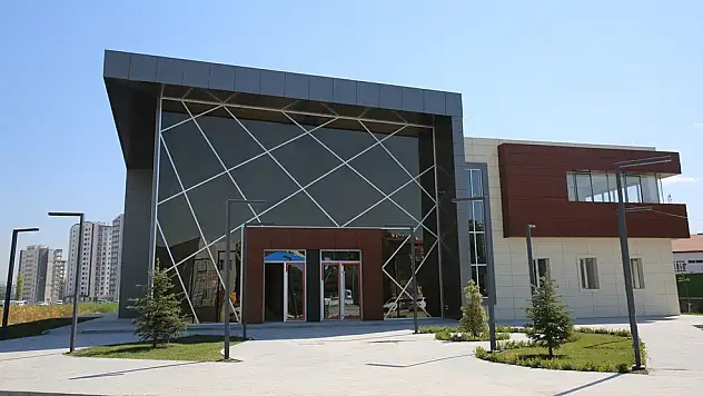 Kocasinan'dan ailelere destek