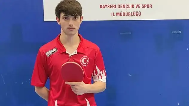 KOCASİNAN'IN SPORCUSU, MASA TENİSİNDE TARİHE GEÇTİ