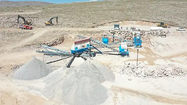 KOCASİNAN'IN TAŞ OCAĞI, ÜRETTİĞİYLE HEM MALİYETİNİ ÇIKARDI HEM DE TASARRUF SAĞLADI
