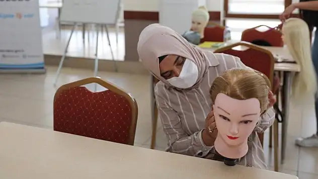 KOCASİNANLI KADINLAR MESLEK SAHİBİ OLUYOR
