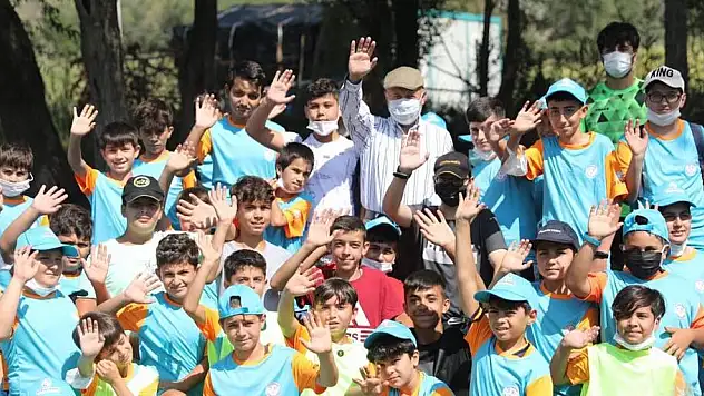 KOCASİNAN'NIN YAZ KURSLARI FİNALİ, BAŞKAN ÇOLAKBAYRAKDAR İLE YAPILDI