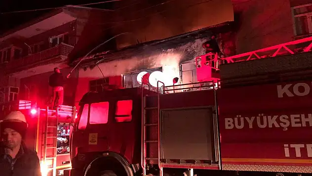 KONYA'DA EV YANGINI KORKUTTU!