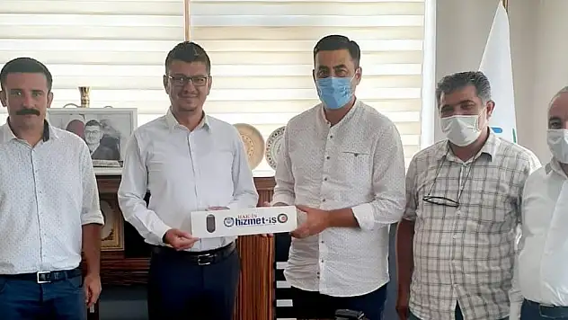 KOZAKLI BELEDİYESİ'NDE ŞİRKETE GEÇEN İŞÇİLERE 52 GÜNLÜK İKRAMİYE