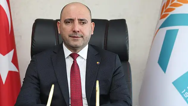 KTB'DEN İHTİYAÇ SAHİBOKULLARA MASKE VE DEZENFEKTAN YARDIMI