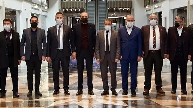 KTO YÖNETİMİNDEN KUMSMALL AVM'YE ZİYARET