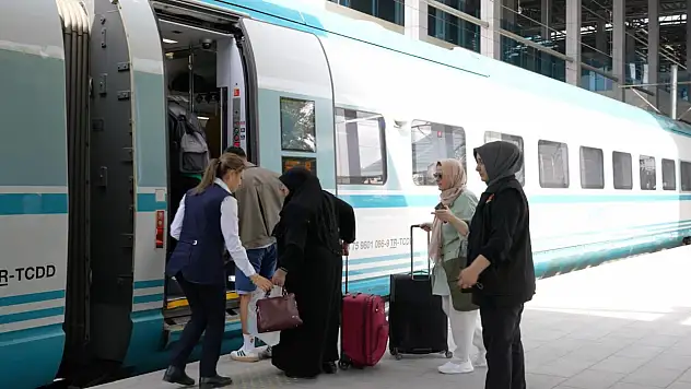 Kurban Bayramı'nda tren seferlerine 18 bin 644 kişilik ek kapasite