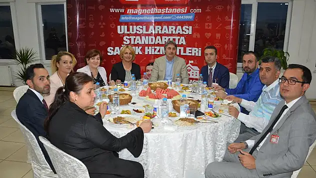 MAGNET AİLESİ İFTAR YEMEĞİNDE BULUŞTU