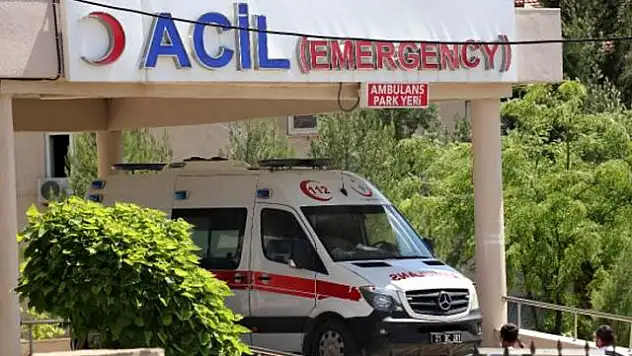 MAHALLE DİKEN ÜSTÜNDE: 15 KİŞİNİN TESTİ DAHA POZİTİF