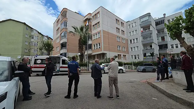 Mahallede panik: Genç kadın 2 saat sonra ikna oldu