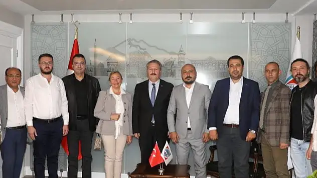 MAKİNA MÜHENDİSLERİ ODASI'NDAN BAŞKAN PALANCIOĞLU'NA ZİYARET