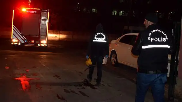 MALATYA'DA EVİNE KESTİRME YOLDAN GİTMEK İSTEYEN GENÇ CANINDA OLDU