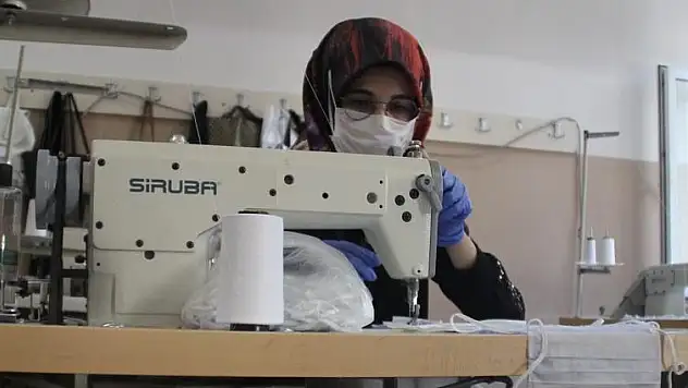 MASKE FABRİKASI GİBİ OKUL