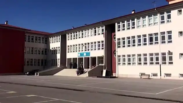 MEB'DEN 'OTİZMLİ ÇOCUKLARIN YUHALANDIĞI' İDDİASINA SORUŞTURMA