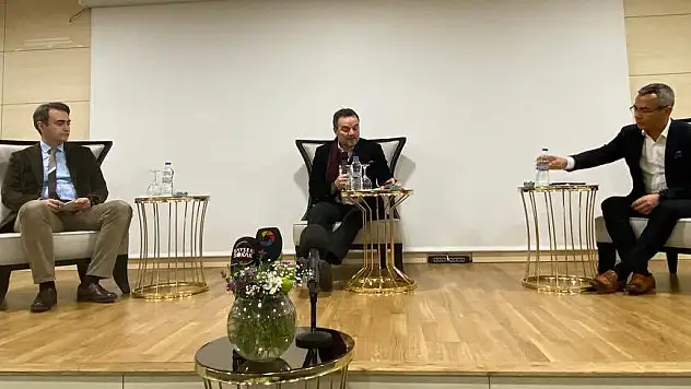 'MEDYADA VE TOPLUMDA HEKİM ALGISI' KONULU SÖYLEŞİ DÜZENLENDİ