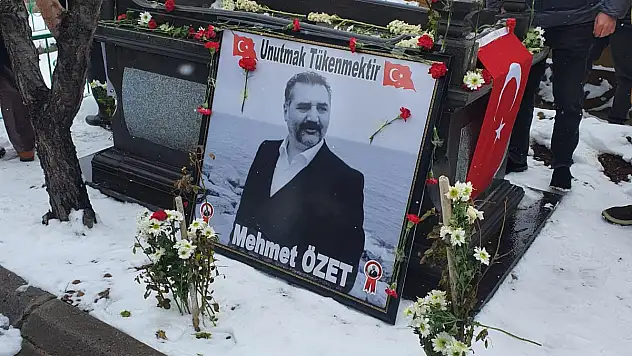 MEHMET ÖZET ÖLÜM YILDÖNÜMÜNDE UNUTULMADI