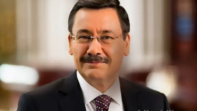 Melih Gökçek istifa etti