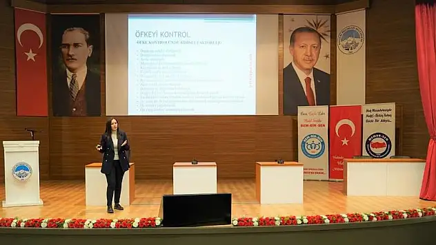 MELİKGAZİ BELEDİYESİ HİZMET İÇİ EĞİTİMLERE DEVAM EDİYOR