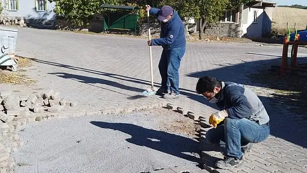 MELİKGAZİ BELEDİYESİ SARIMSAKLI'DA YOĞUN ÇALIŞMA SARF EDİYOR